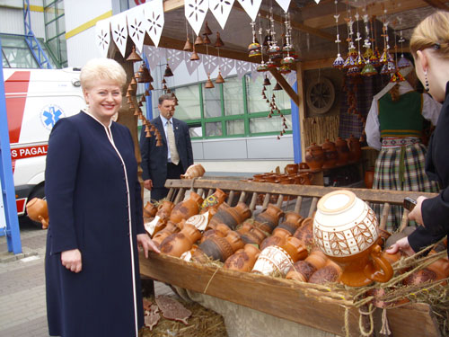 Prezidentė D. Grybauskaitė prie Vilniaus krašto stendo